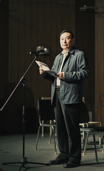 李进华教授为音乐会致辞